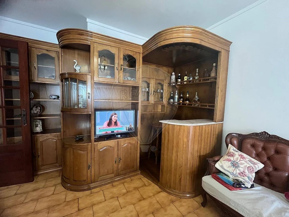 Apartamento T2 para Arrendamento em Espinho Foto 14