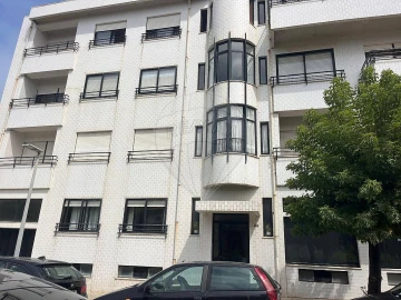 Apartamento T2 para Arrendamento em Espinho
