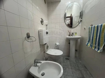 Apartamento T2 para Arrendamento em Espinho