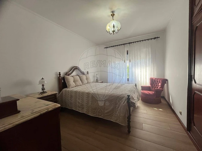 Apartamento T2 para Arrendamento em Espinho Foto 11