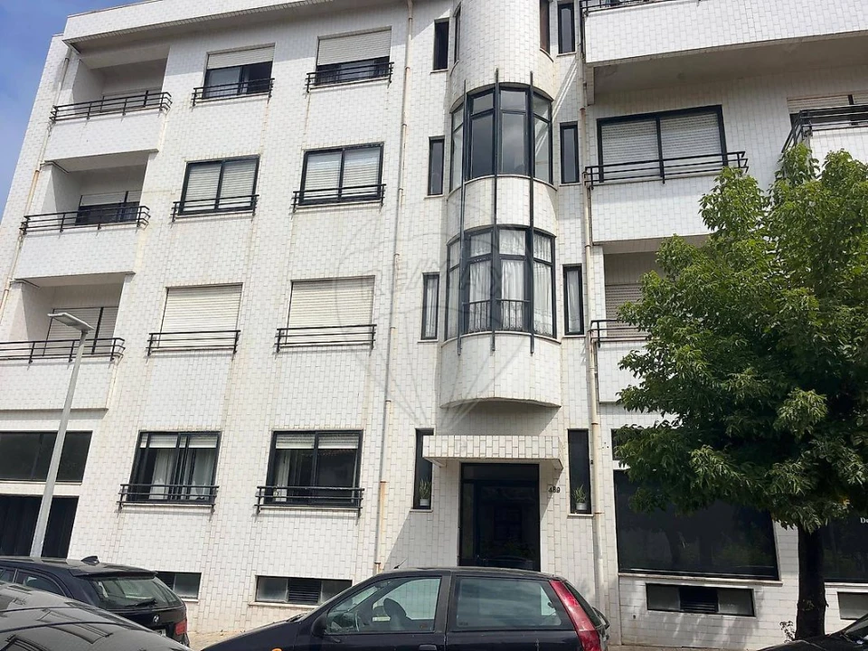 Apartamento T2 para Arrendamento em Espinho Foto 20