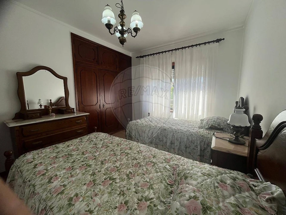 Apartamento T2 para Arrendamento em Espinho Foto 3