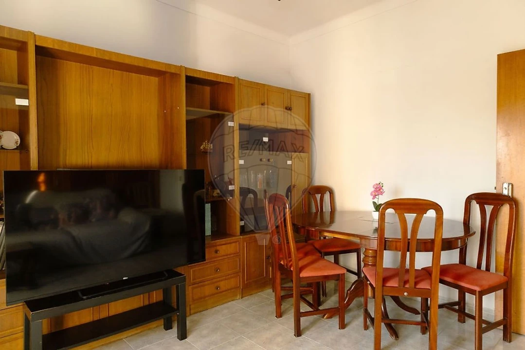 Apartamento T3 para Venda em Sobral de Monte Agraço Foto 2