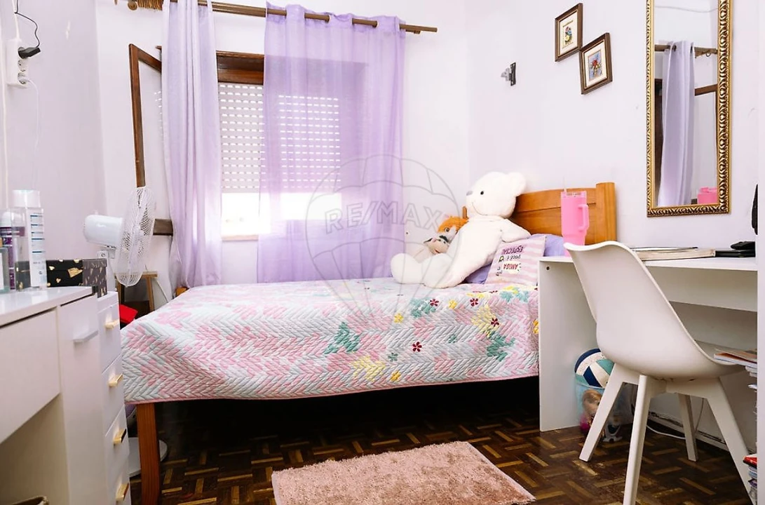 Apartamento T3 para Venda em Sobral de Monte Agraço Foto 15