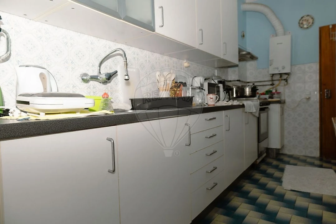 Apartamento T3 para Venda em Sobral de Monte Agraço Foto 17