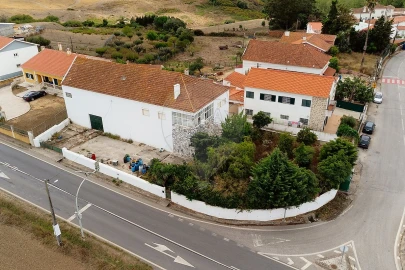 Moradia T3 para Venda em Carvoeira e Carmões