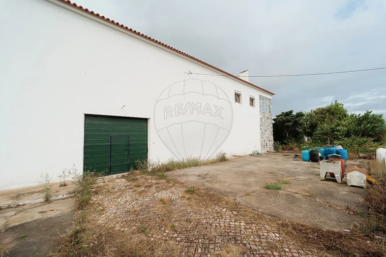 Moradia T3 para Venda em Carvoeira e Carmões Foto 27