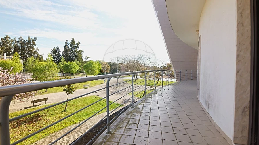 Apartamento T4 para Venda em Pinhal Novo