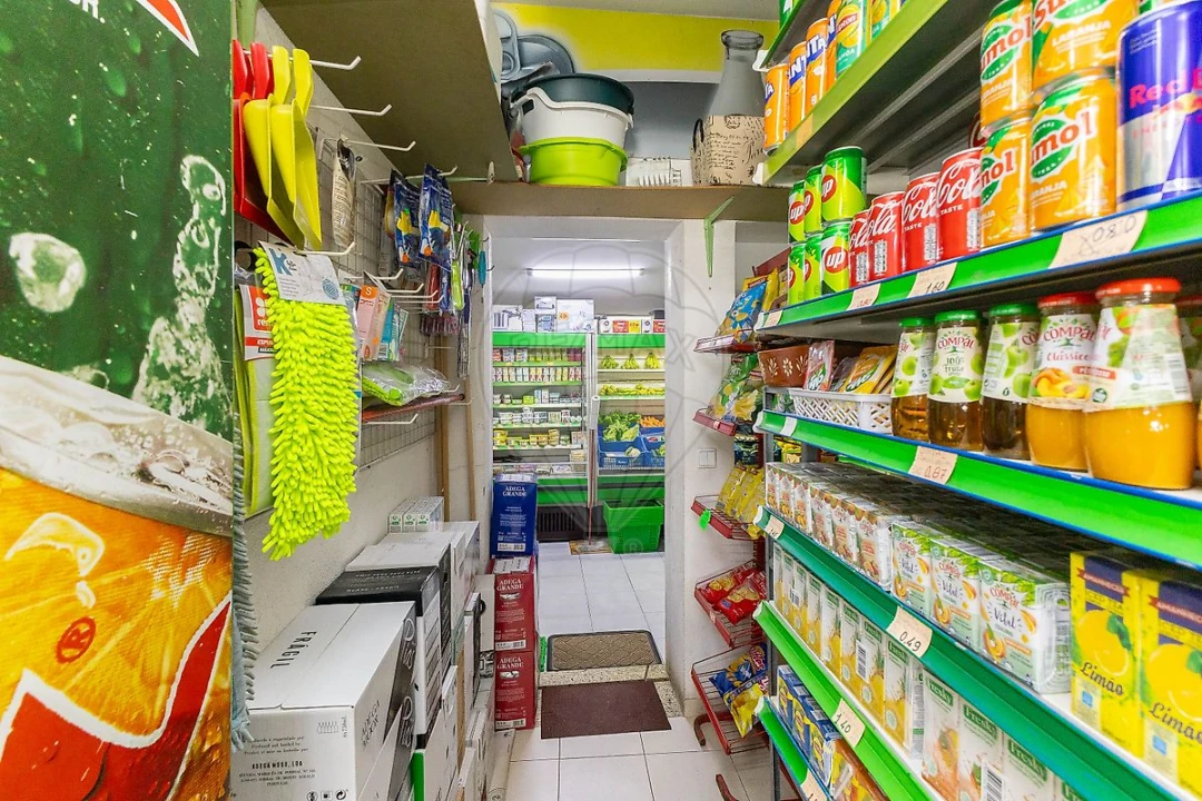 Negócio para Venda em Mindelo Foto 24