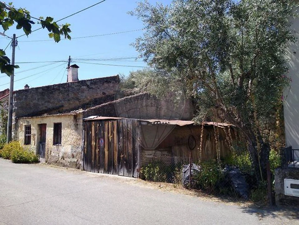 Armazém para Venda em Lajeosa do Mondego Foto 7