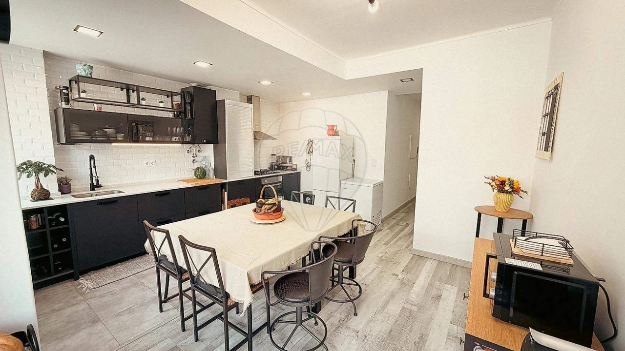 Apartamento T3 para Venda em Setubal (São Sebastião) Foto 1