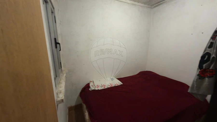 Moradia T2 para Venda em Ceira Foto 18