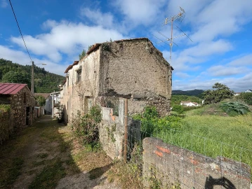 Moradia T6 para Venda em Côja e Barril de Alva