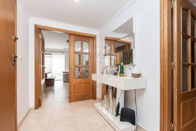 Apartamento T3 para Venda em Vialonga