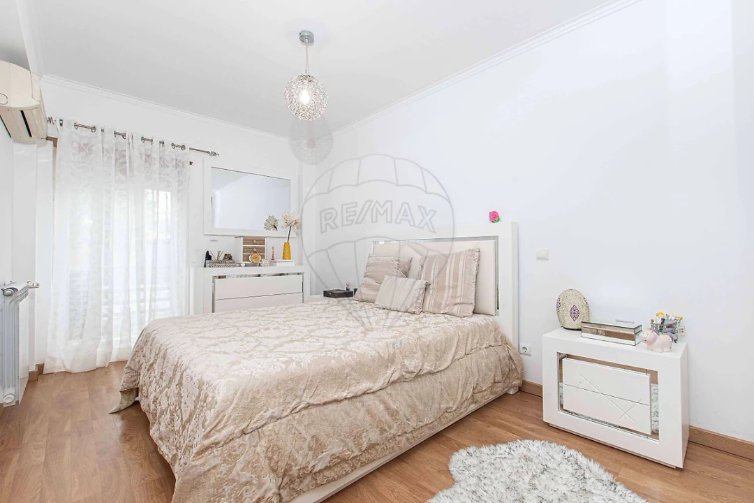 Apartamento T3 para Venda em Vialonga Foto 22