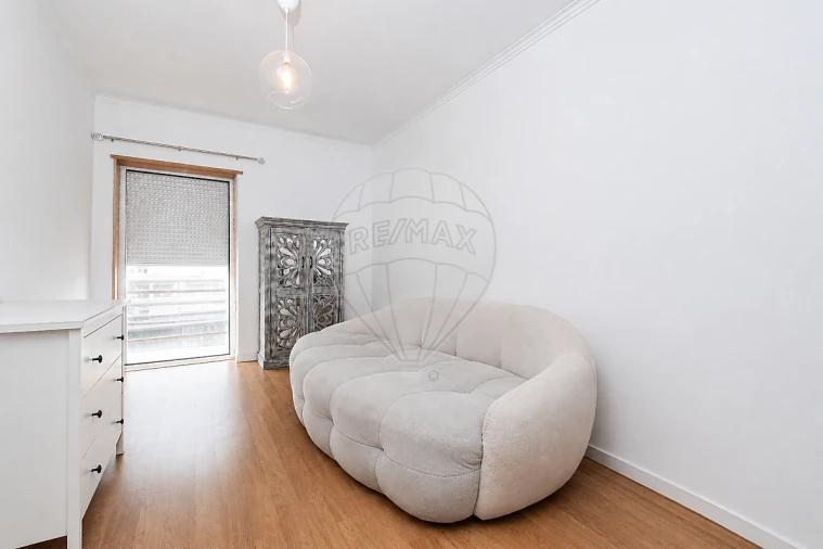 Apartamento T3 para Venda em Vialonga Foto 6