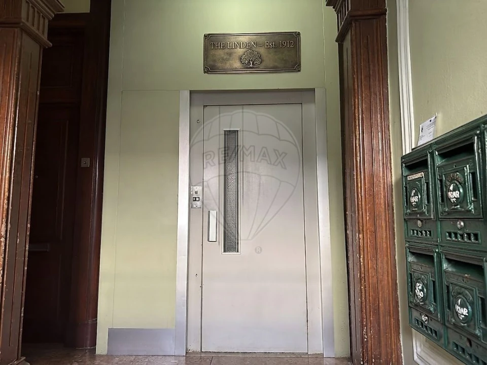 Apartamento T5 para Venda em Arroios Foto 8