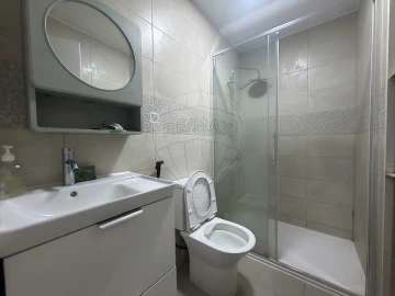 Apartamento T5 para Venda em Arroios