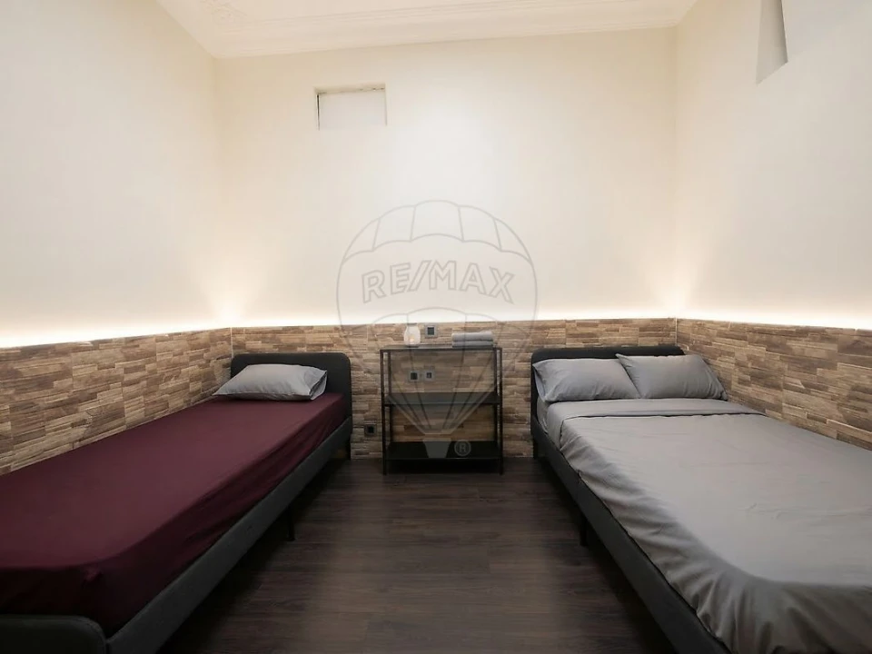 Apartamento T5 para Venda em Arroios Foto 3