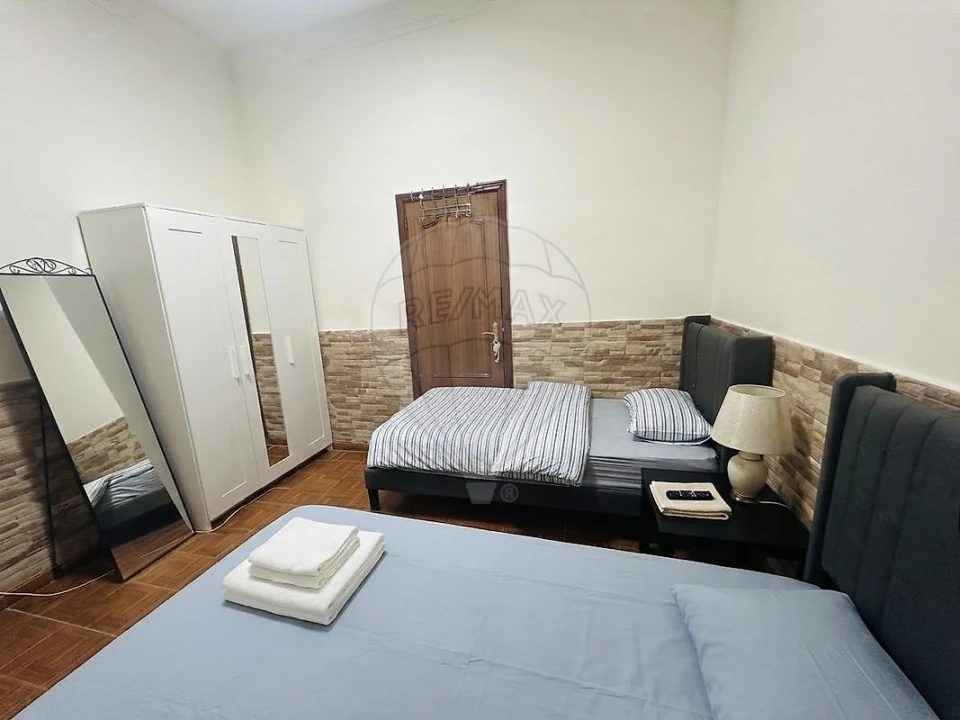 Apartamento T5 para Venda em Arroios Foto 4