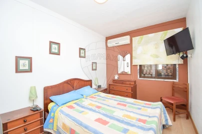 Apartamento T2 para Venda em Marvila