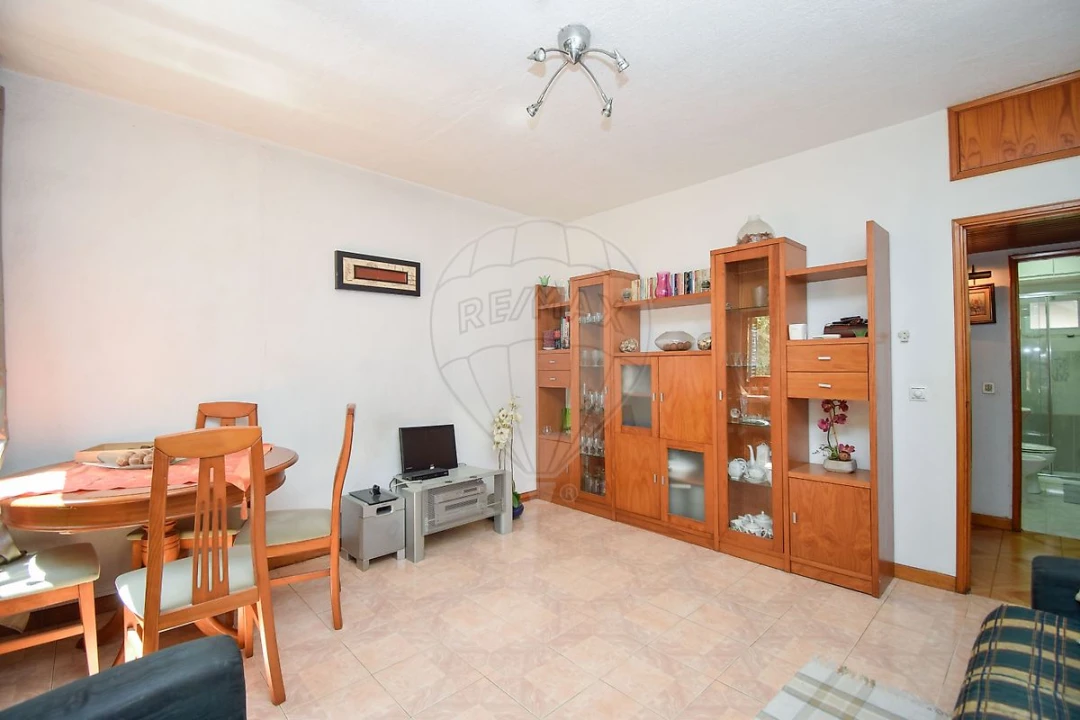 Apartamento T2 para Venda em Marvila Foto 11