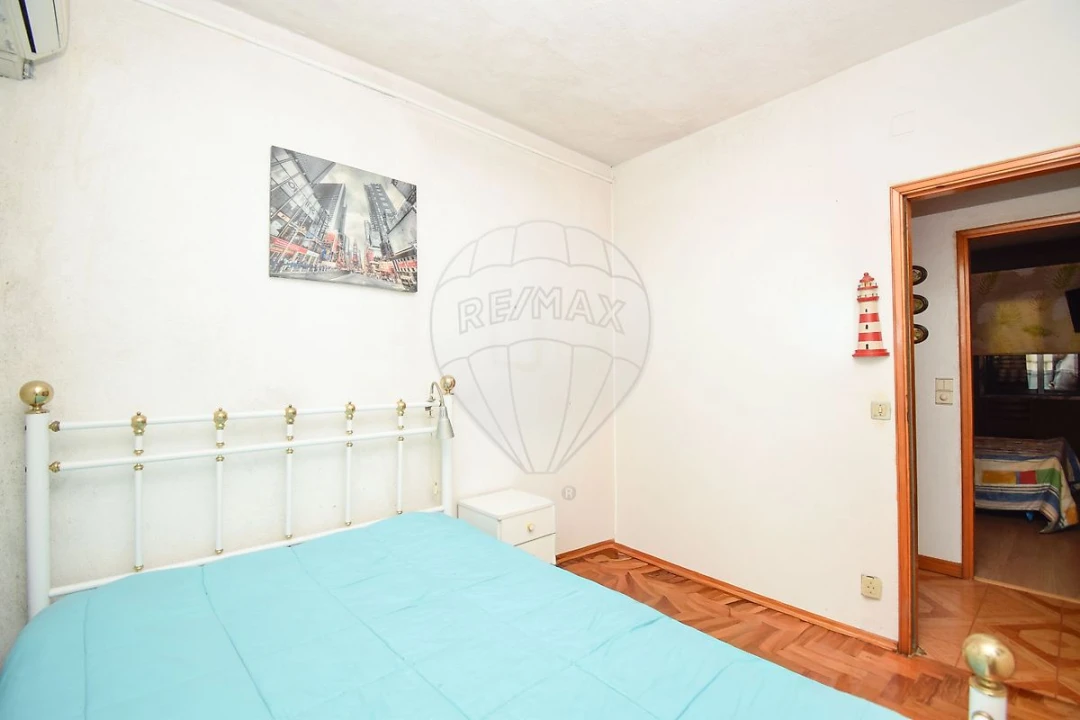 Apartamento T2 para Venda em Marvila Foto 9