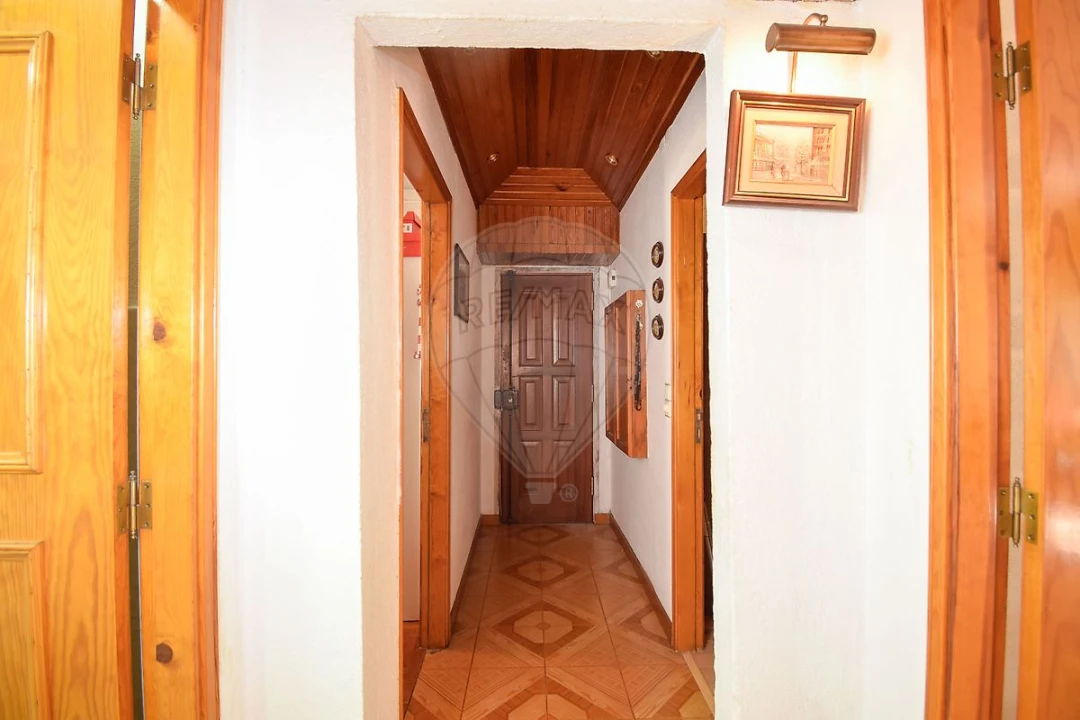 Apartamento T2 para Venda em Marvila Foto 12