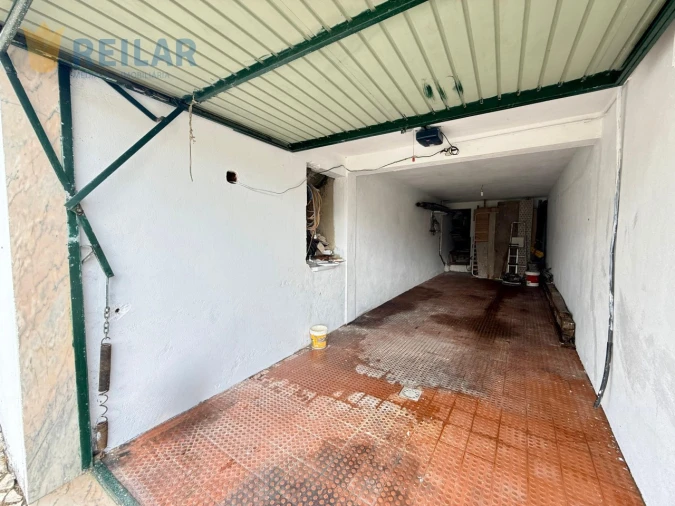 Moradia T6 para Venda em Vialonga Foto 24