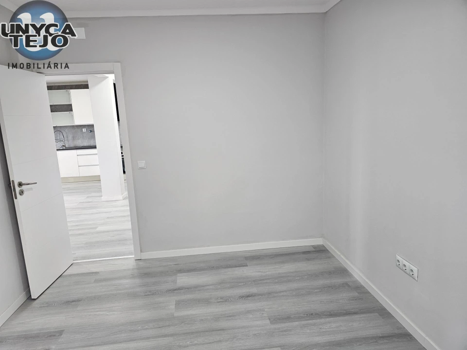 Apartamento T2 para Venda em Setubal (São Sebastião) Foto 17