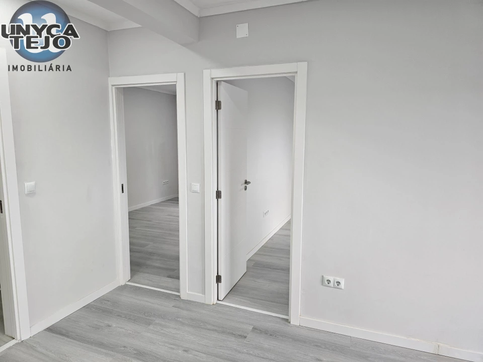Apartamento T2 para Venda em Setubal (São Sebastião) Foto 21