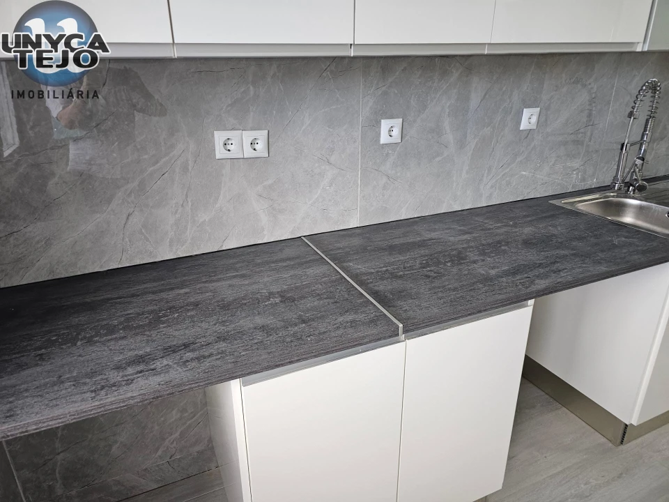 Apartamento T2 para Venda em Setubal (São Sebastião) Foto 6