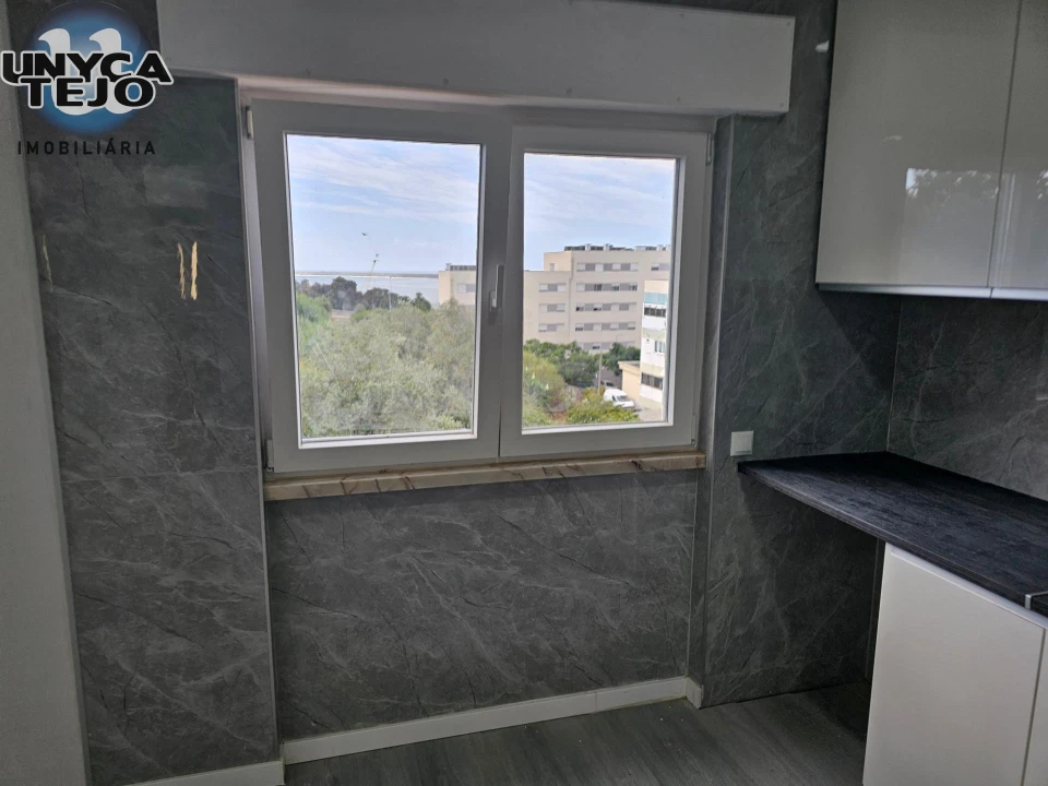 Apartamento T2 para Venda em Setubal (São Sebastião) Foto 7