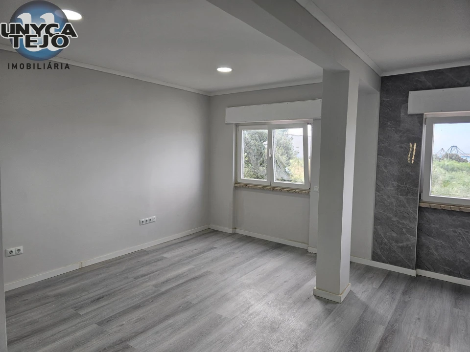 Apartamento T2 para Venda em Setubal (São Sebastião) Foto 8
