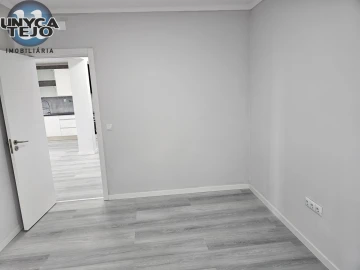 Apartamento T2 para Venda em Setubal (São Sebastião)