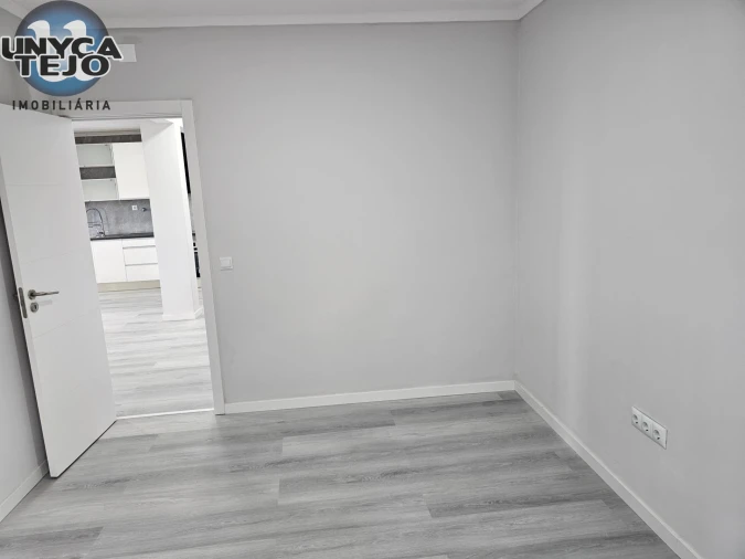 Apartamento T2 para Venda em Setubal (São Sebastião) Foto 17