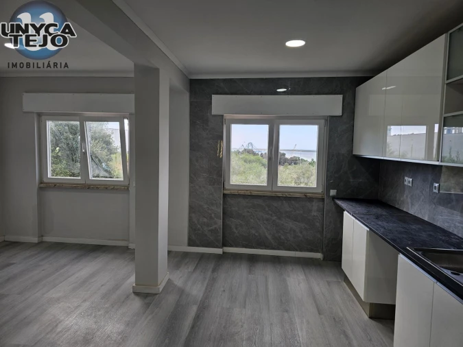 Apartamento T2 para Venda em Setubal (São Sebastião) Foto 5