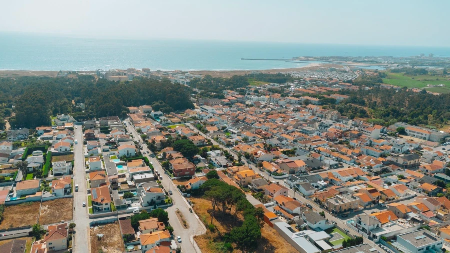 Moradia T4 para Venda em Arvore Foto 33