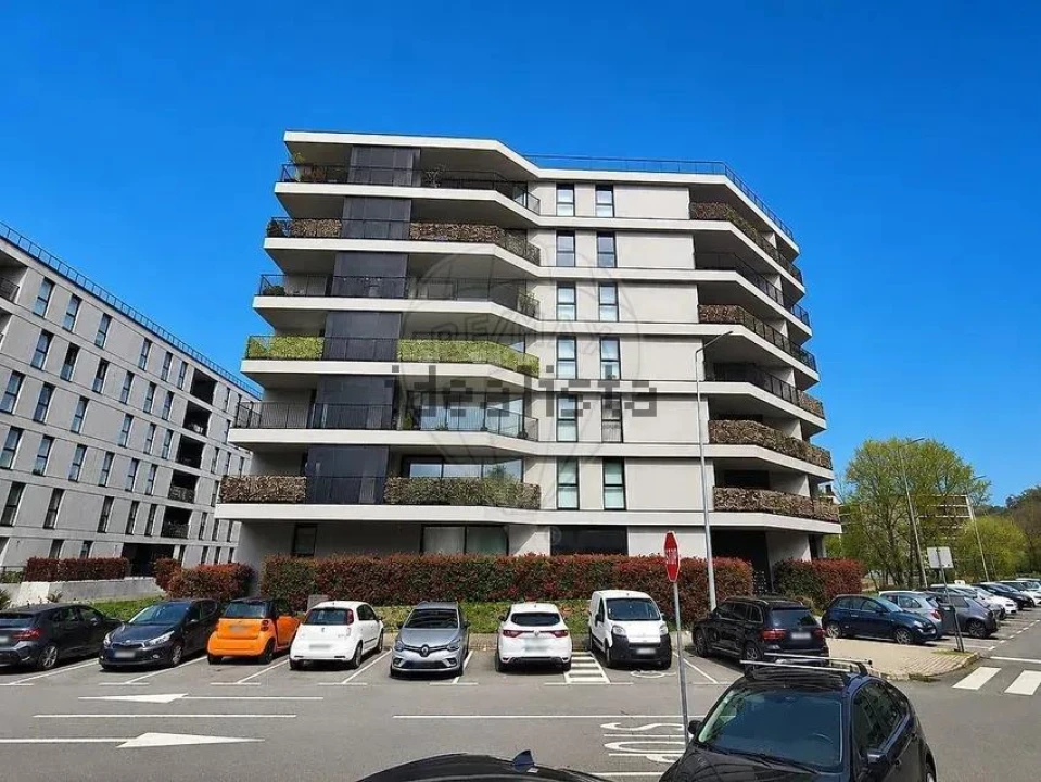 Apartamento T3 para Venda em Braga (Maximinos, Sé e Cividade) Foto 1
