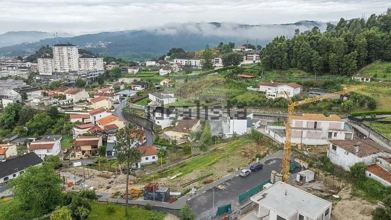 Moradia T3 para Venda em Povoa de Lanhoso (N. Senhora do Amparo) Foto 17