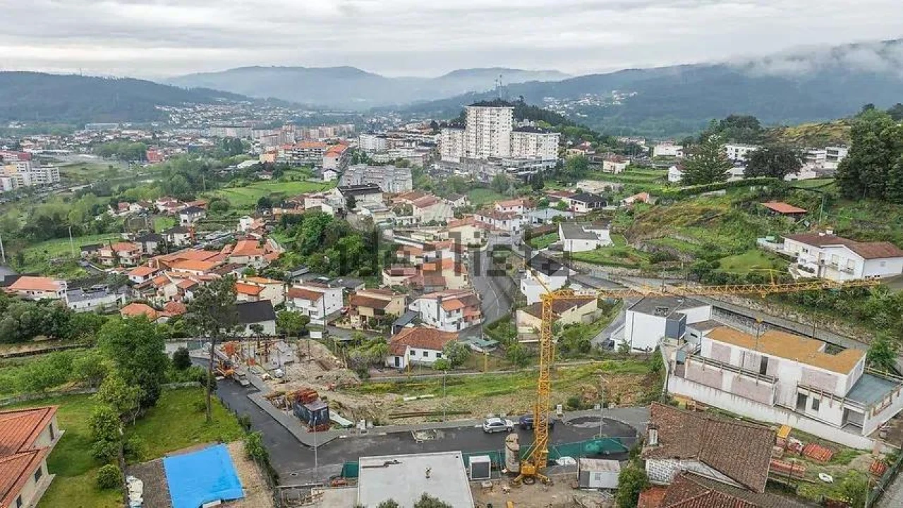 Moradia T3 para Venda em Povoa de Lanhoso (N. Senhora do Amparo) Foto 20