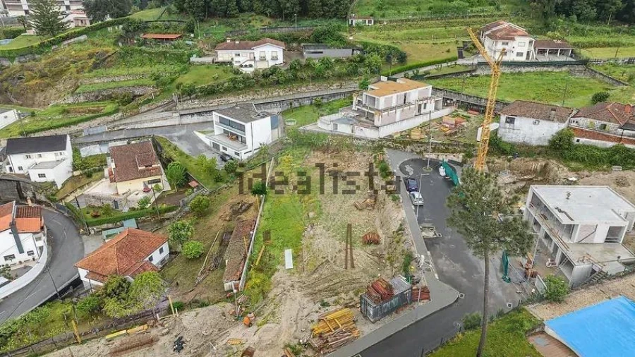 Moradia T3 para Venda em Povoa de Lanhoso (N. Senhora do Amparo) Foto 19