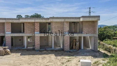 Moradia T3 para Venda em Rendufe