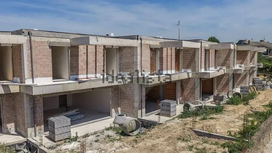 Moradia T3 para Venda em Rendufe Foto 30