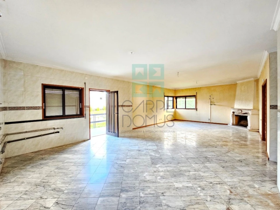 Moradia T5 para Venda em Ruivães e Novais Foto 18