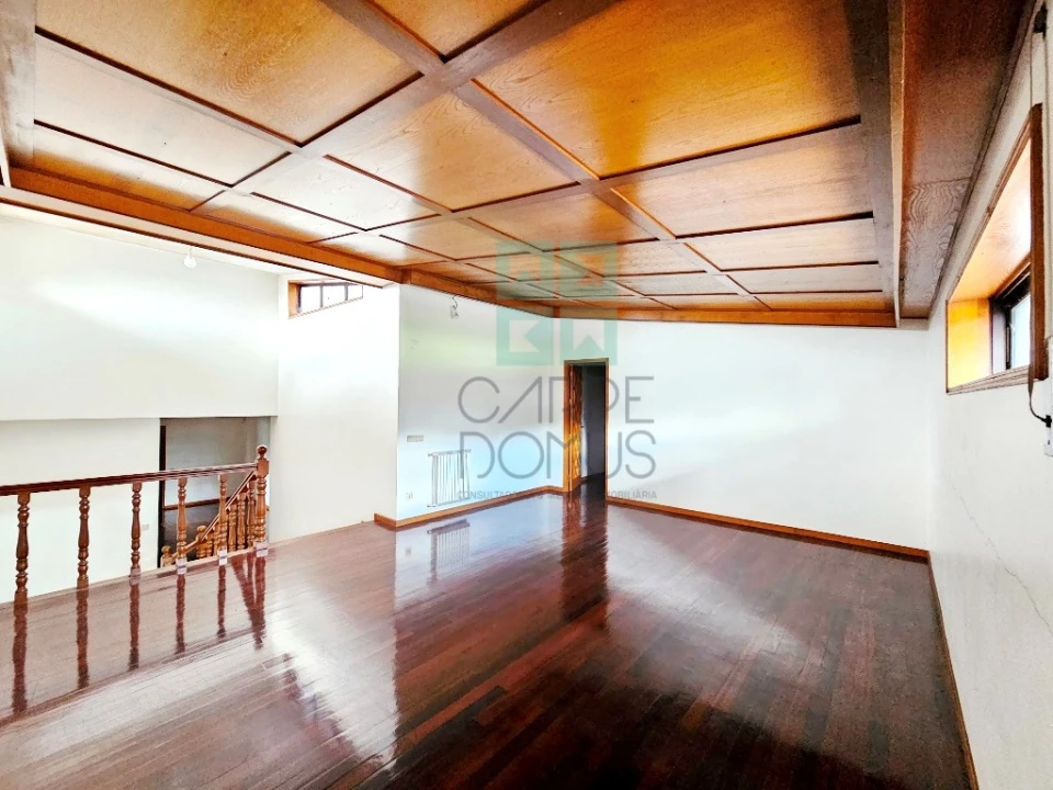 Moradia T5 para Venda em Ruivães e Novais Foto 21