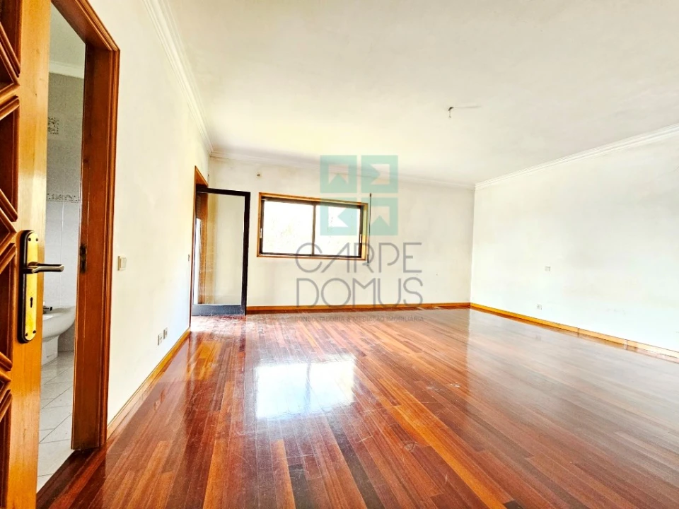 Moradia T5 para Venda em Ruivães e Novais Foto 29