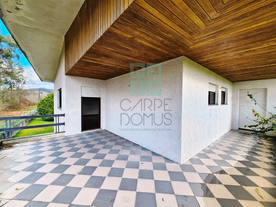 Moradia T5 para Venda em Ruivães e Novais Foto 30