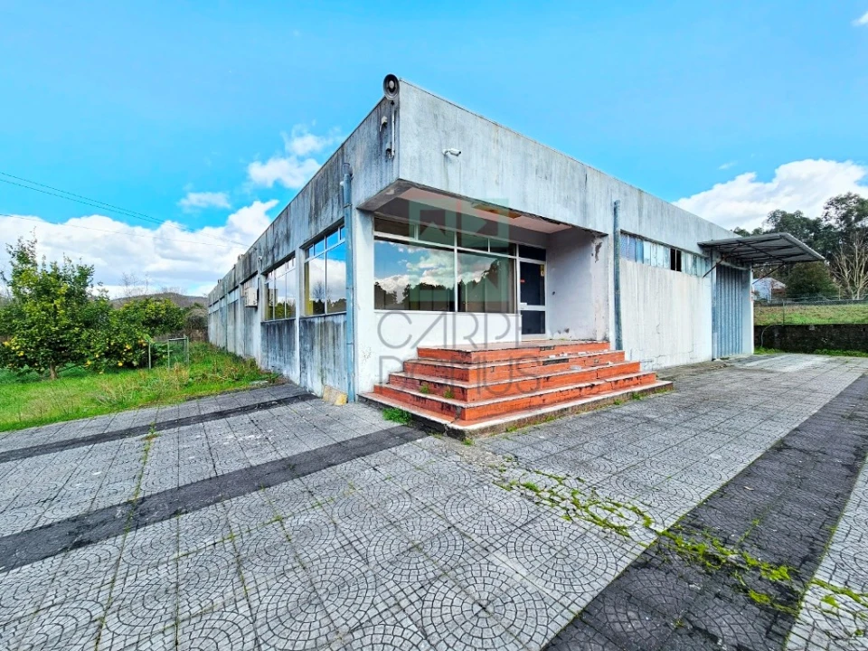 Moradia T5 para Venda em Ruivães e Novais Foto 46