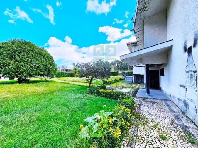 Moradia T5 para Venda em Ruivães e Novais Foto 36